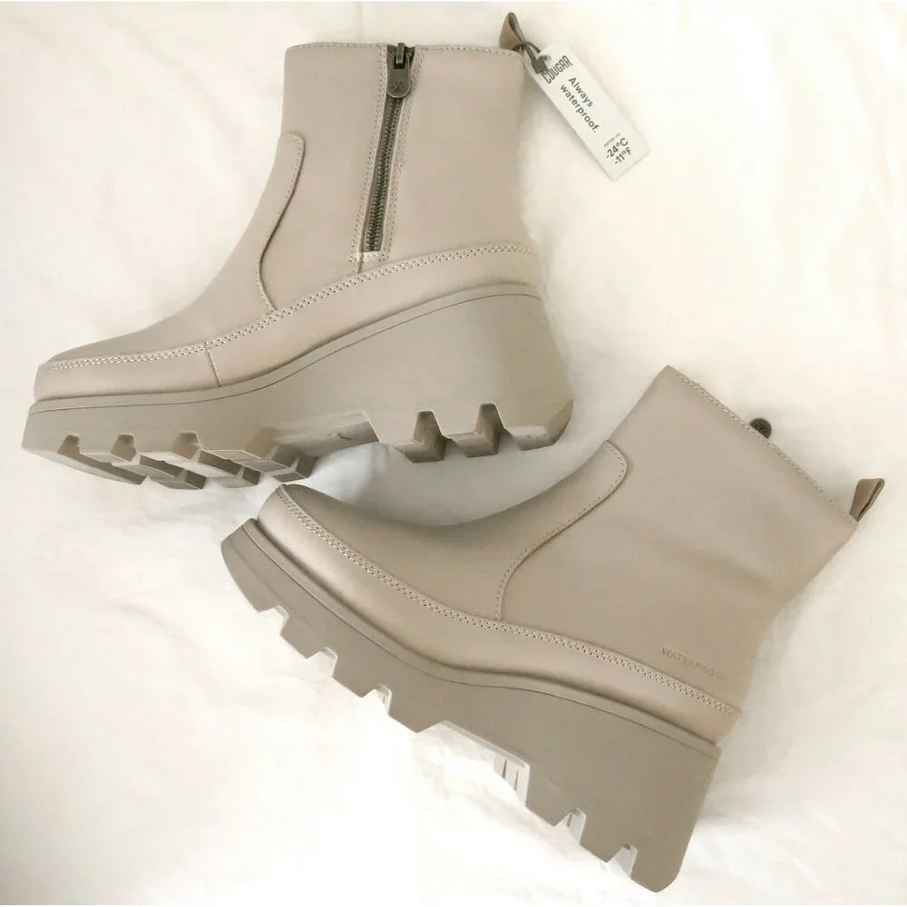 NWT in Box COUGAR Villa Cream Real Leather Waterproof PrimaLoft Boots - 7 - Picture 1 of 16